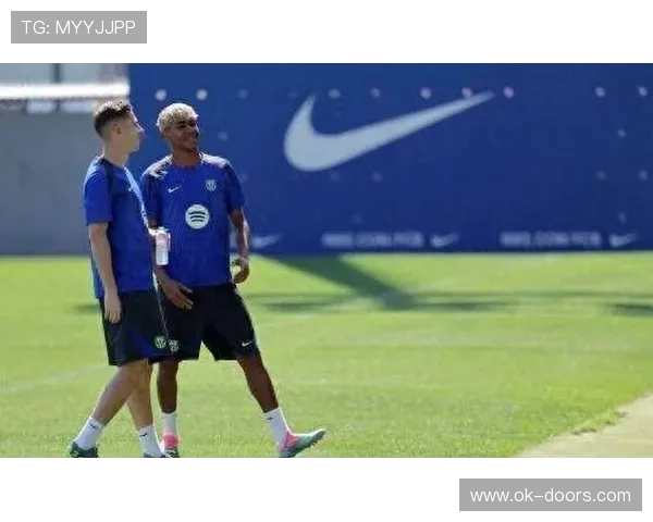 弗里克加紧备战安排双训课拉什福德即将周三亮相巴萨成为全队焦点